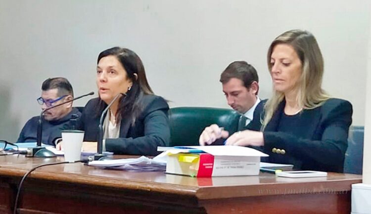 Piedra, papel, tijera: condenan a 7 años a un expolicía que definía el transporte de droga con un juego infantil