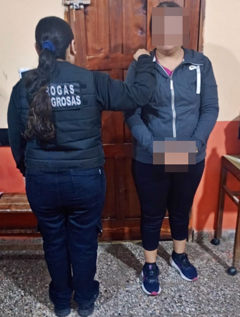 » La mujer fue detenida y la droga secuestrada.