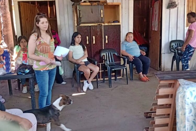 Tartagal: el Ministerio de Desarrollo Social asistió a la familia Vargas Benítez tras el incendio de su vivienda