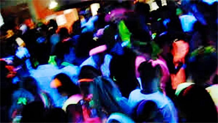 En Zanja Honda, la Policía clausuró una fiesta clandestina