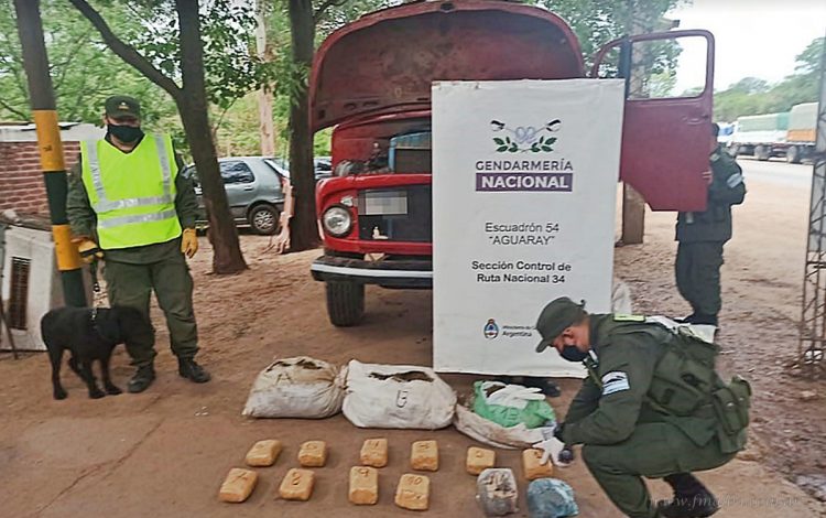 Aguaray: gendarmes secuestran 20 kilos de marihuana ocultos en un camión