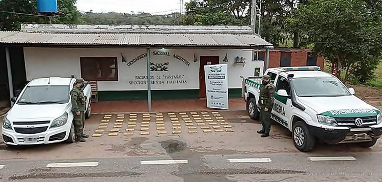 Senda Hachada: Gendarmería detuvo a un hombre por narcotráfico