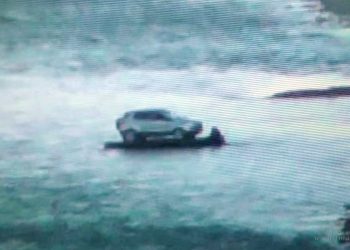 Orán: intentaron ingresar una camioneta al país en un gomón por el río Bermejo