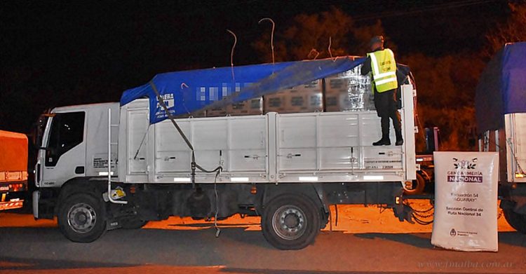 Aguaray: interceptan contrabando de aceite, artículos de higiene personal y hojas de coca