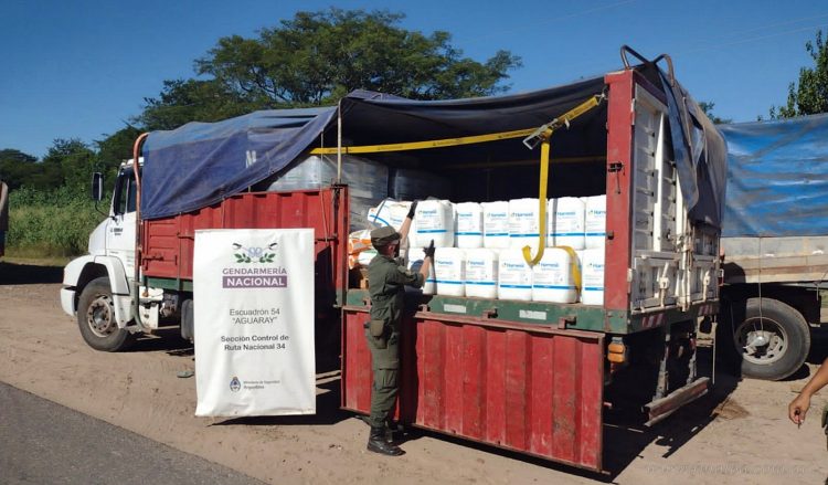 Aguaray: secuestran 4.000 litros de glifosato con la documentación vencida
