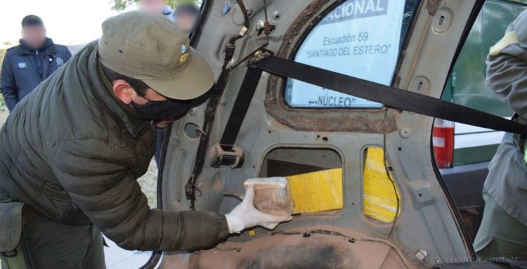 Santiago del Estero: familia oriunda de Salvador Mazza, detenida con más de 23 kilos de droga