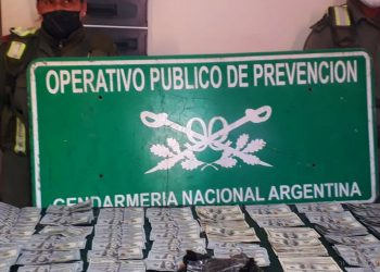 Catamarca: pareja oriunda de Salvador Mazza ocultaba más de 60 mil dólares