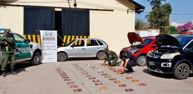 Región: secuestran 50 kilos de drogas