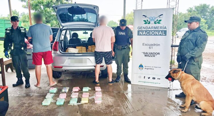 Salvador Mazza: dos personas detenidas con varios kilos de drogas