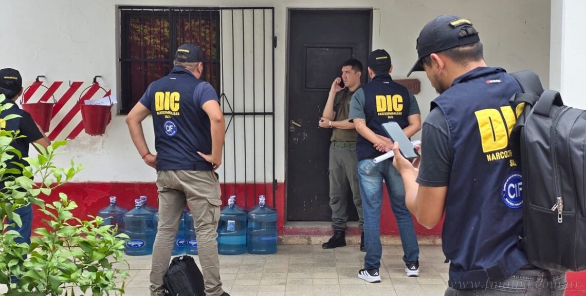 Gendarmería Nacional: allanamientos en el Escuadrón 52 y un comandante involucrado