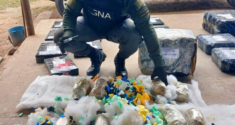 Salvador Mazza: interceptan almohadas rellenas con marihuana en encomiendas