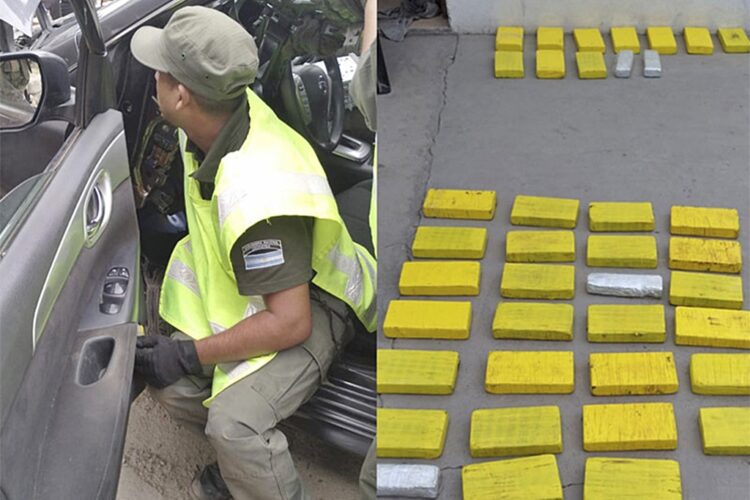 Condenan a tres personas por transportar 105 kilos de cocaína ocultos en un doble fondo de un vehículo