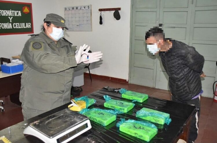 Golpes al narcotráfico: secuestran más de 46 kilos de cocaína en dos operativos fronterizos