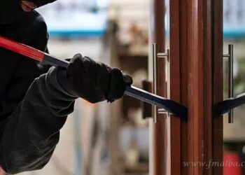 Robaron su casa y luego la amenazaron para que no los denuncie