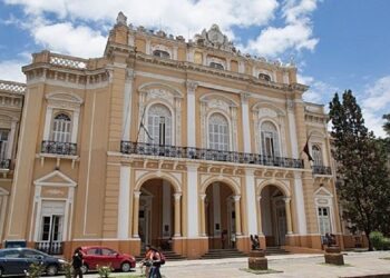 Legislatura Provincial: el lunes 24 asumen nuevos senadores y diputados