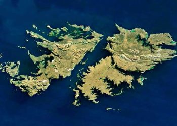 El Gobierno publicó el decreto que endurece las sanciones sobre las empresas que exploten recursos en Malvinas