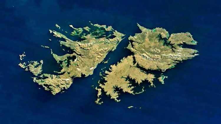 El Gobierno publicó el decreto que endurece las sanciones sobre las empresas que exploten recursos en Malvinas