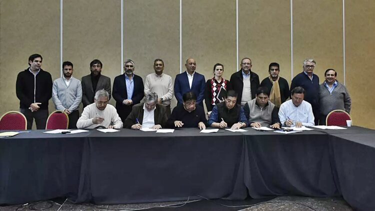 Paritarias en Salta: acuerdos salariales y rechazo gremial en el segundo semestre