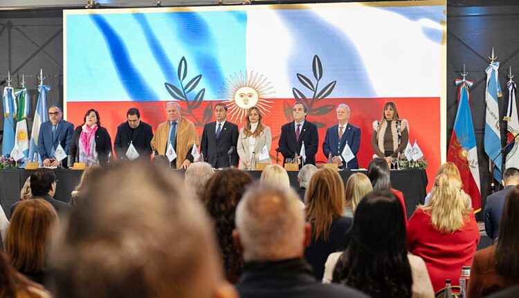 Sesión Plenaria del Parlamento del Norte Grande: rutas, políticas sociales y rechazo a los vetos nacionales