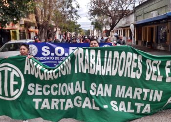 Paro de trabajadores municipales en Tartagal por falta de respuestas concretas del Ejecutivo