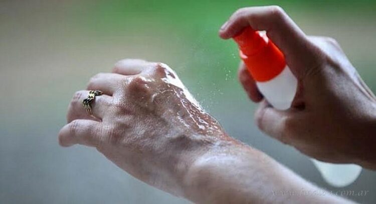 ANMAT: Uso simultáneo de protectores solares y repelentes no es seguro ni eficaz