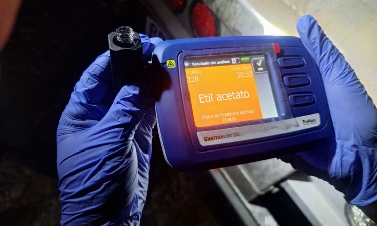 Contrabando químico: Intentaban trasladar 35 toneladas de acetato con papeles falsos