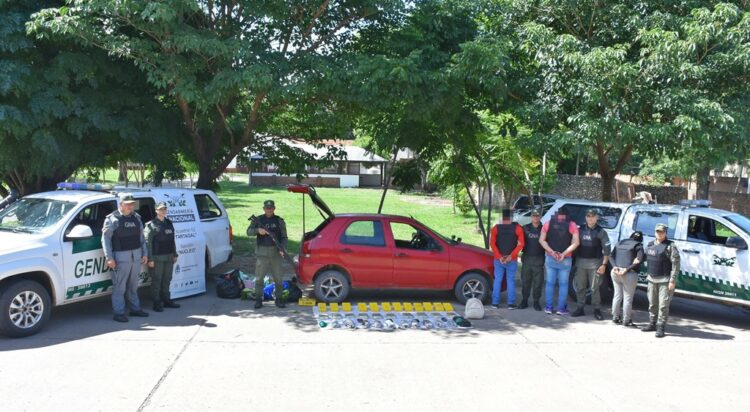 Detienen a tres personas y secuestran más de 33 kilos de droga en Tartagal