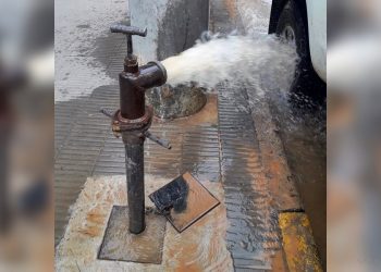 Hospital Juan Domingo Perón: “purga” de cañerías para retomar la provisión de agua