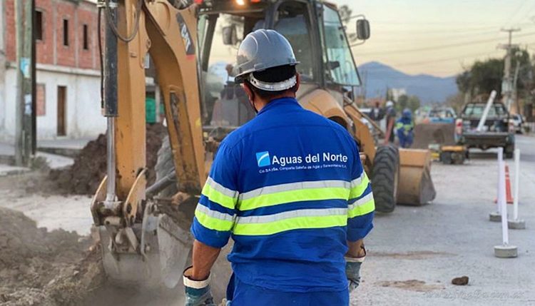 Centro: servicio de agua afectado por empalme de cañerías