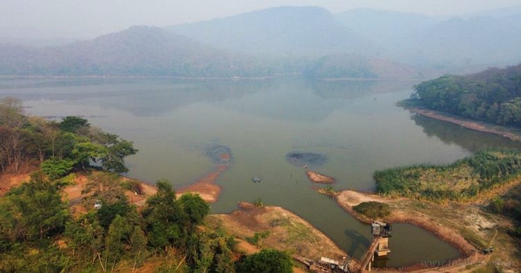 Dique Itiyuro: Ambiente prohíbe pescar debido a la presencia de algas