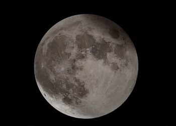 Eclipse parcial de luna, este martes por la noche