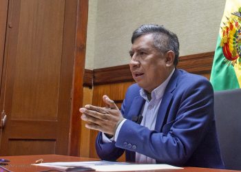 Internacionales: canciller boliviano Rogelio Mayta revela que gobierno de Mauricio Macri proveyó “material bélico” para Sacaba y Senkata