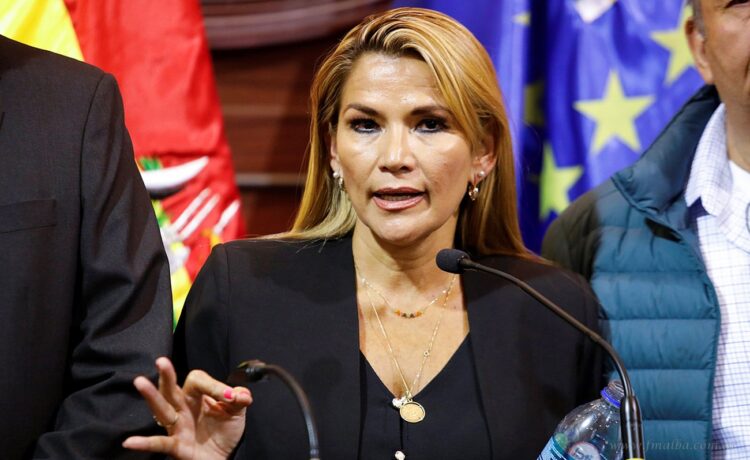 Bolivia: ex presidente de facto Jeanine Añez y tres de sus ex ministros, detenidos