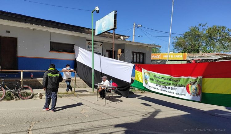 Puente Internacional: paso cerrado por medida de fuerza en Bolivia