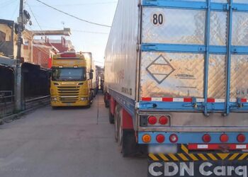 Puente Internacional: transporte de carga levanta bloqueo en el lado boliviano