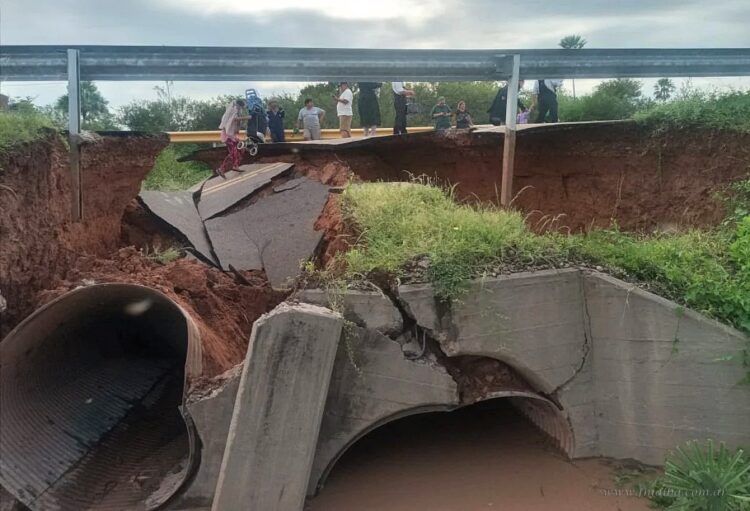 Internacionales: colapso de Ruta 9 interrumpe tránsito entre Yacuiba y Villa Montes