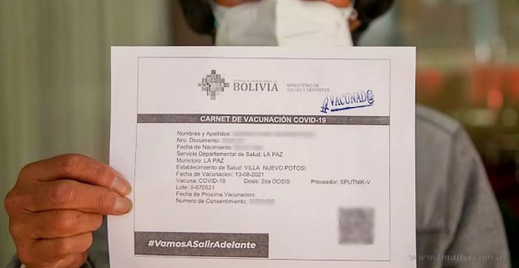 Cívicos de Bolivia piden abrogar decreto que exige el carnet de vacunación