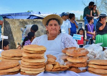 Internacionales: pan tradicional tarijeño inicia ventas en el norte argentino