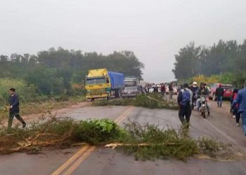 Internacionales: molineros bloquean la ruta 9 en Yacuiba