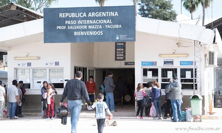 Censo Bolivia 2024: “personas con doble nacionalidad deben estar presentes o pagarán multa de 3.000 pesos bolivianos”