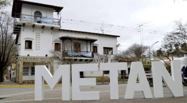 Metán: insólito Proyecto de Ordenanza propone bajar los sueldos a concejales