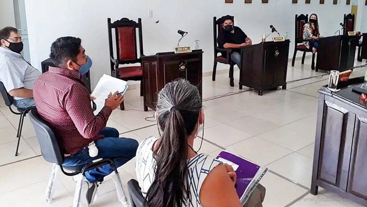 Servicios: taxis y remises elevan la tarifa para cerrar el 2022