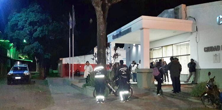 Concejo Deliberante Tartagal: en cuarto intermedio, ediles reciben a docentes