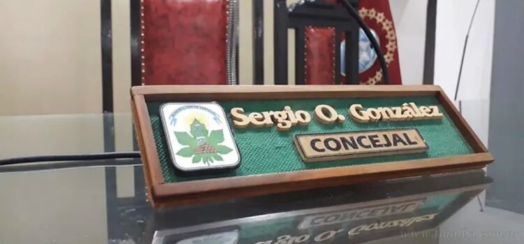 Sergio González: “Cada vez que necesito un vehículo, lo solicito al Municipio, así que ahora exigo tenerlo como Concejo”