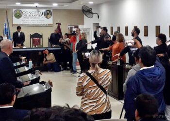 Jura de la Carta Orgánica en Tartagal: “Hicieron todo mal y en un acto de importancia institucional”