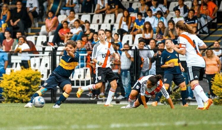 Torneo de Transición: Boca Juniors vs River Plate en el aire de FM Alba