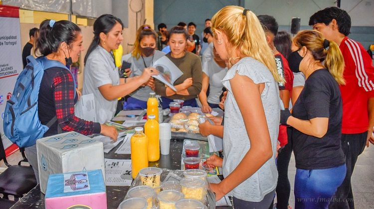 Jornada por el Día Internacional del Deporte y la Salud en el Complejo Deportivo