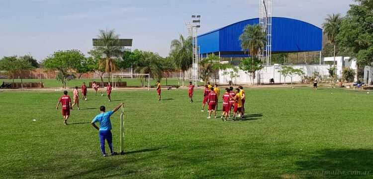 Sportivo Pocitos y Unión Madereros definen al campeón del torneo “Juan Colorado Zerda”