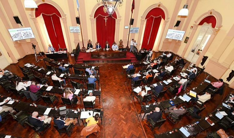 Cámara de Diputados: se aprobó la intervención para Salvador Mazza