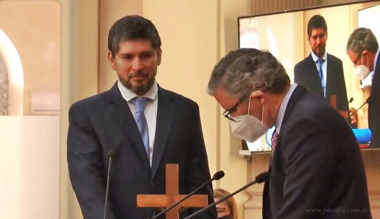 Santiago Vargas: “Queremos que el petróleo y el gas nos salven, pero faltan políticas públicas para generar inversión”